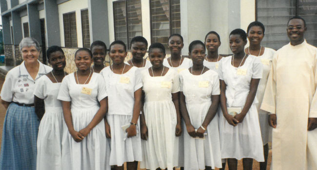 Sister Eleanor Ewerts with the confirmation class at Notre Dame Secondary School, Sunyani, Ghana. 